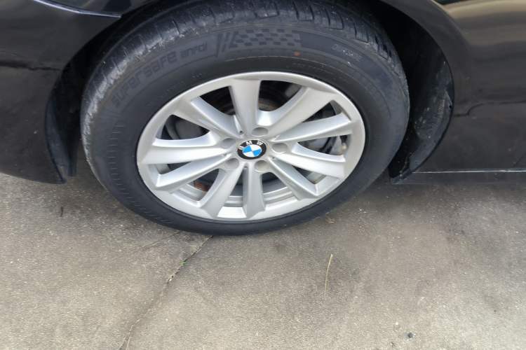 Used BMW 5 Series 2017 520Li Elegant Edition
