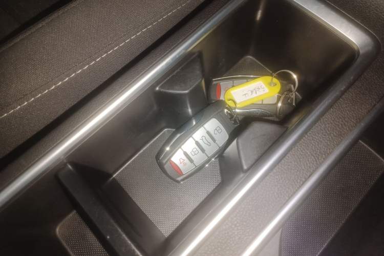 Used Haval M6 2021 PLUS 1.5T DCT Elite Smart Connectivity Model
