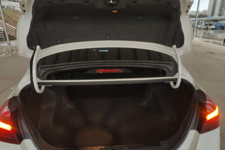 Used Geely Auto Emgrand 2019 Leading Edition 1.5L CVT Upward Asian Games Edition China VI