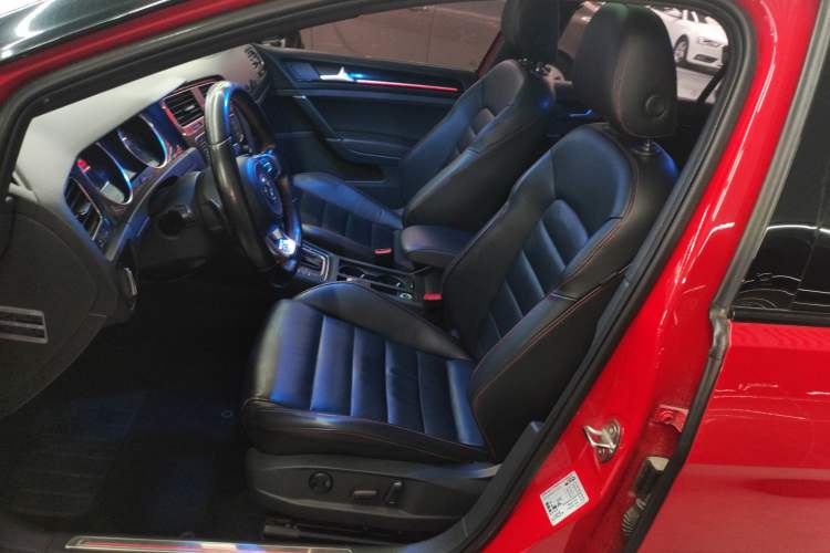 Used Volkswagen Golf GTI 2016 2.0 TSI GTI
