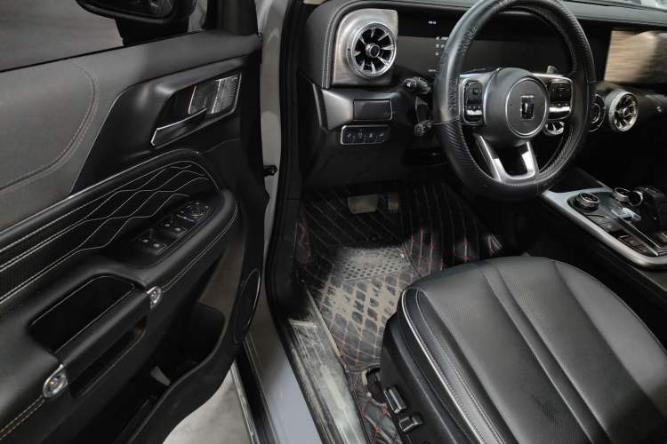 Used Tank 300 2021 City Edition 2.0T—Truly Stylish