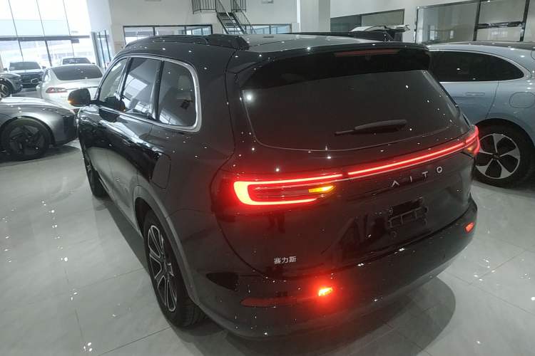 Used Hima AITO M7 2024 1.5T Intelligent Drive 4WD Ultra Version 5 Seats