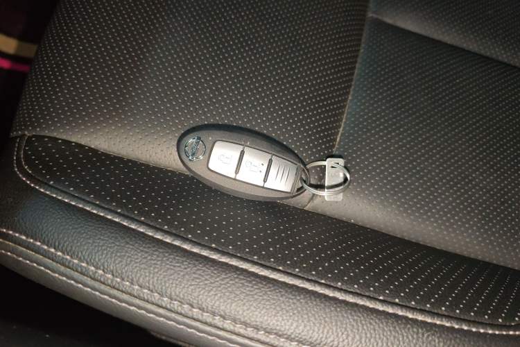 Used Nissan X-Trail 2022 Revised Version 2.0L Two-Wheel Drive Smart Connect Premium Edition
