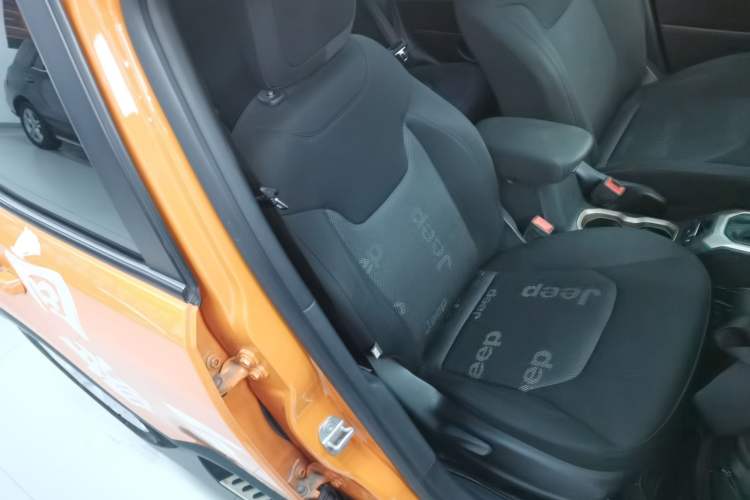 Used  Renegade 2017 180T Automatic High-Energy Version
