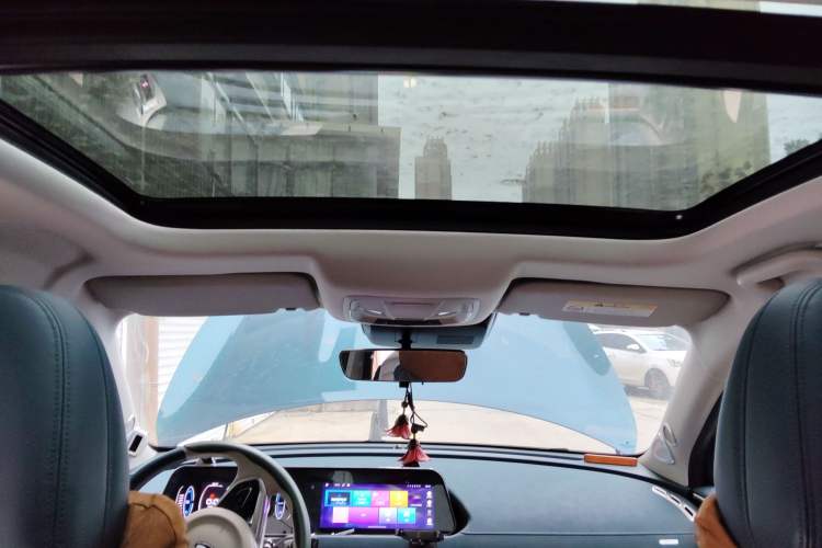 Used ORA Good Cat 2022 400km Standard Range Luxury Version Lithium Iron Phosphate
