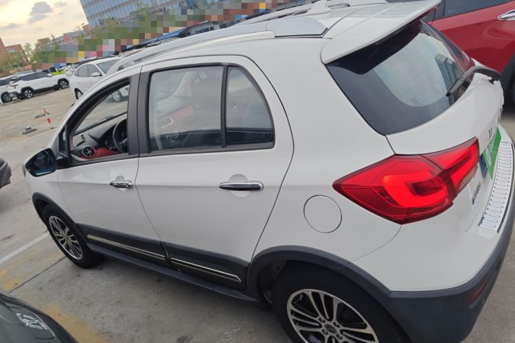 Used Haval H1 2016 Blue Label 1.5L AMT Luxury Model
