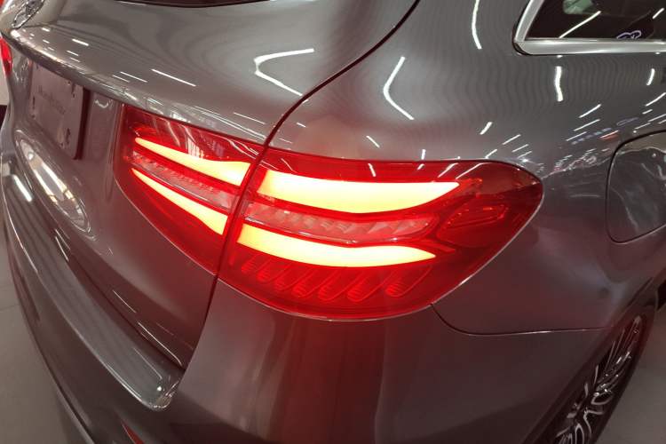 Used Mercedes-Benz GLC 2018 GLC 260 4MATIC Dynamic Edition