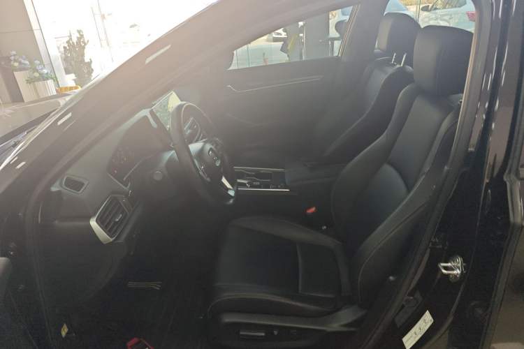 Used Honda Accord 2022 260TURBO Phantom Night · Prestige Edition
