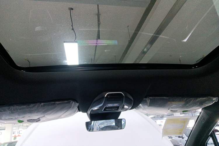 Used Geely Auto Haoyue L 2024 2.0T DCT Prestige Version
