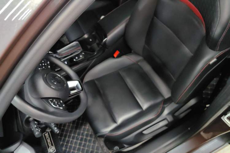 Used MG 5 2021 180 DVVT CVT Youth Luxury Edition
