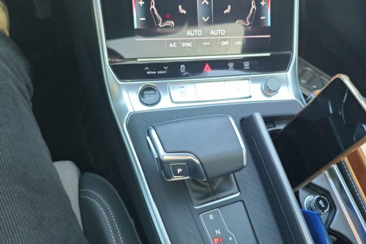 Used Audi A6L 2024 40 TFSI Luxury Dynamic Edition
