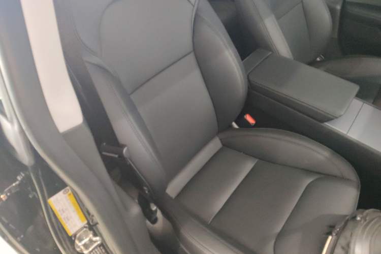 Used Tesla Model 3 2023 Rear-Wheel-Drive Version