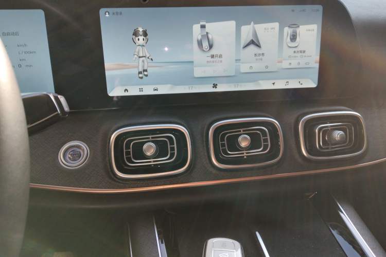 Used Chery Tiggo 9 2023 2.0T Dual-Clutch Two-Wheel Drive Luxury Edition 5 Seats