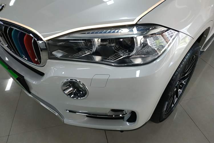 Used BMW X5 2018 xDrive28i
