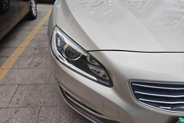 Used Volvo S60 2017 S60L T4 Smart Range Edition
