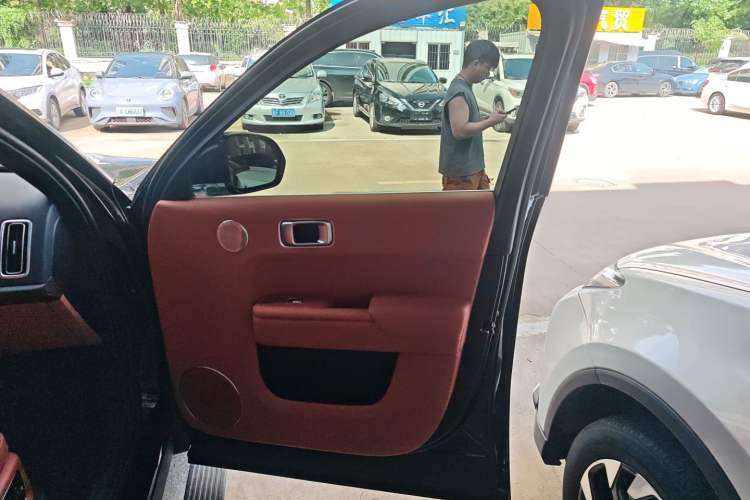 Used Li Auto L8 2024 PRO Model
