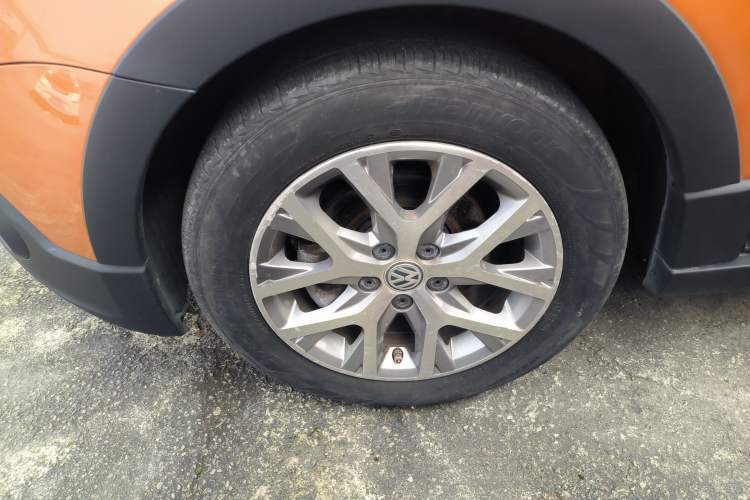 Used Volkswagen Polo 2014 1.6L Cross Polo Automatic
