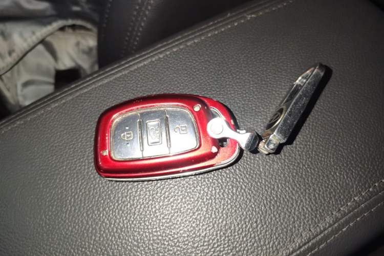 Used Hyundai Tucson 2018 1.6T Dual-Clutch Two-Wheel Drive 15th Anniversary Special Edition
