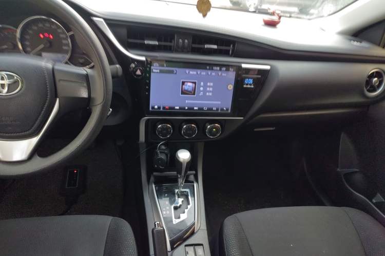 Used Toyota Corolla 2017 Revised Version 1.2T S-CVT GL