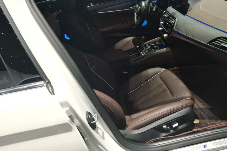 Used BMW 5 Series 2022 Restyled 530Li Leading Edition M Sport Package