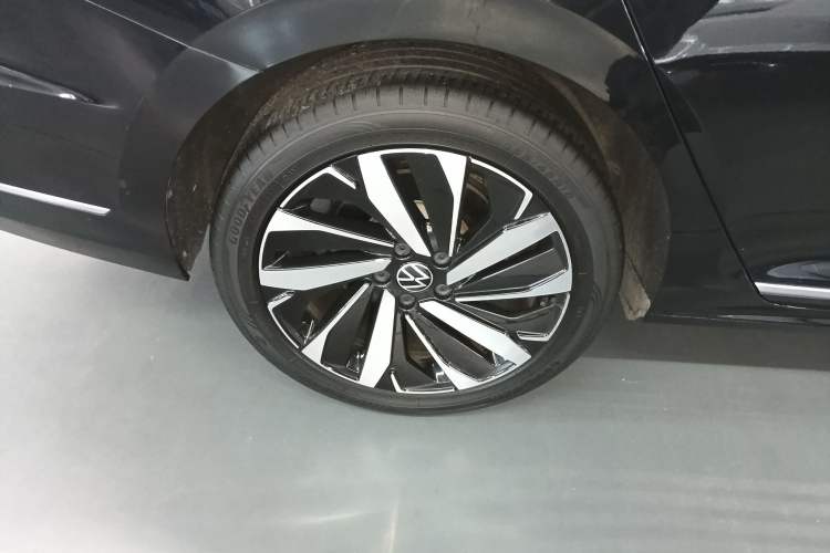 Used Volkswagen Passat 2022 330TSI Luxury Edition
