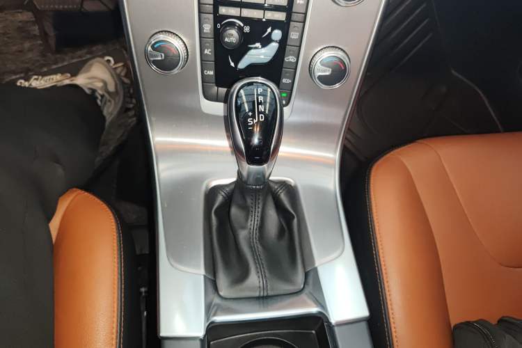 Used Volvo S60 2018 S60L T4 Smart & Ambitious Edition