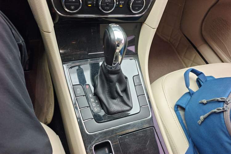 Used Volkswagen Passat 2015 1.8TSI DSG Prestige Edition