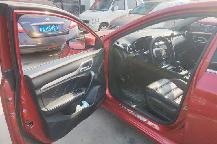 Used MG 6 2017 20T Manual Luxury Smart Connect Version China V Standard
