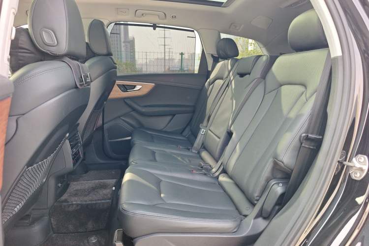 Used Audi Q7 2022 55 TFSI quattro S line Prestige Edition
