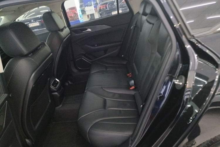 Used Hongqi H5 2022 Classic Model Facelift 1.5T DCT Qiyun Edition
