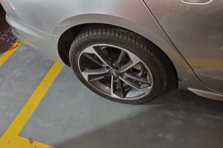 Used Audi A4L 2020 40 TFSI Fashion Dynamic Model
