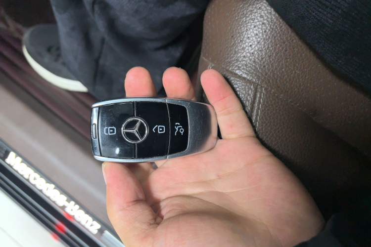 Used Mercedes-Benz E-Class 2016 E 200 L