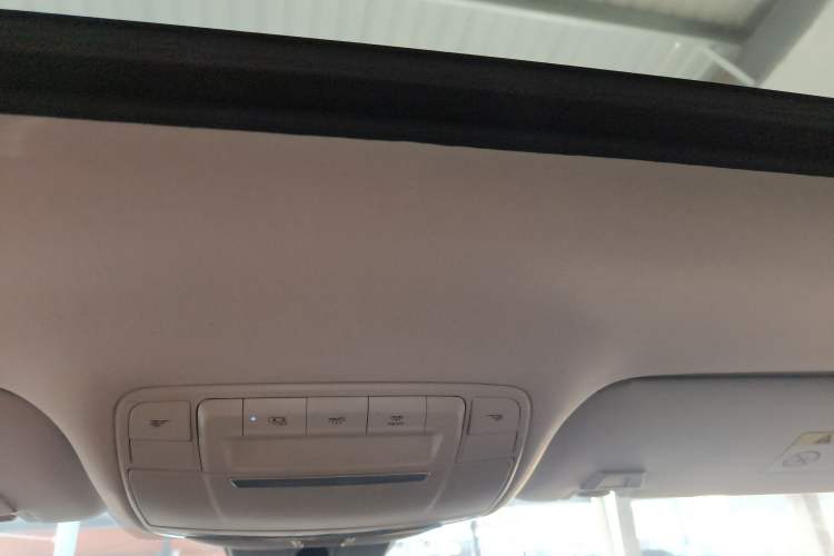 Used Dongfeng Aeolus AX7 2019 1.6T Automatic AI Navigation Model China V Standard