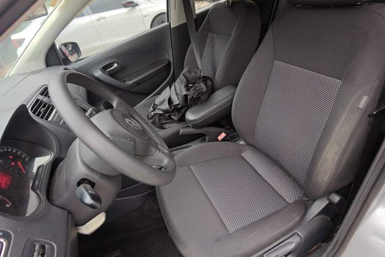 Used Volkswagen Polo 2013 1.4L Automatic Comfort Edition