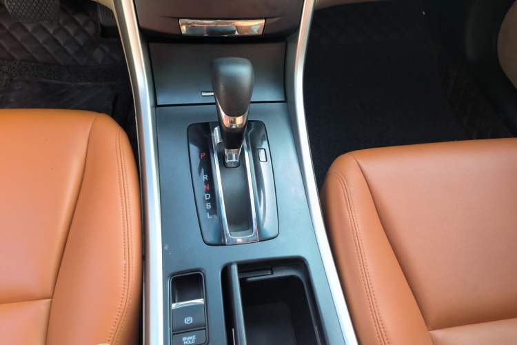 Used Honda Accord 2015 2.0L LX Comfort Edition