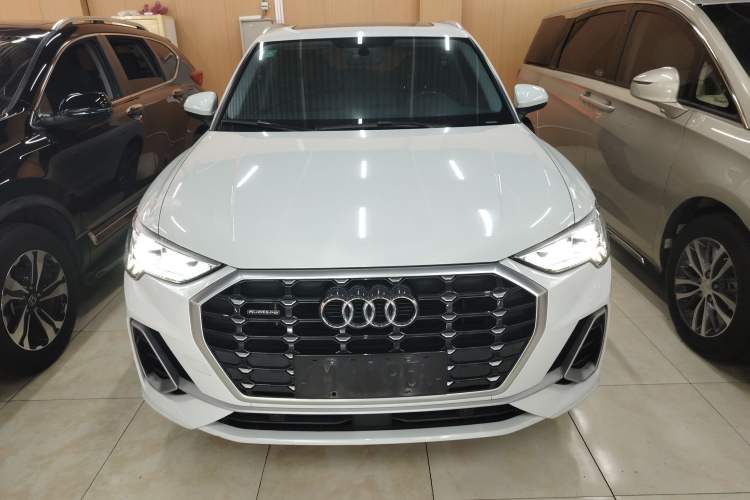 Used Audi Q3 2019 40 TFSI quattro Fashion Dynamic Model