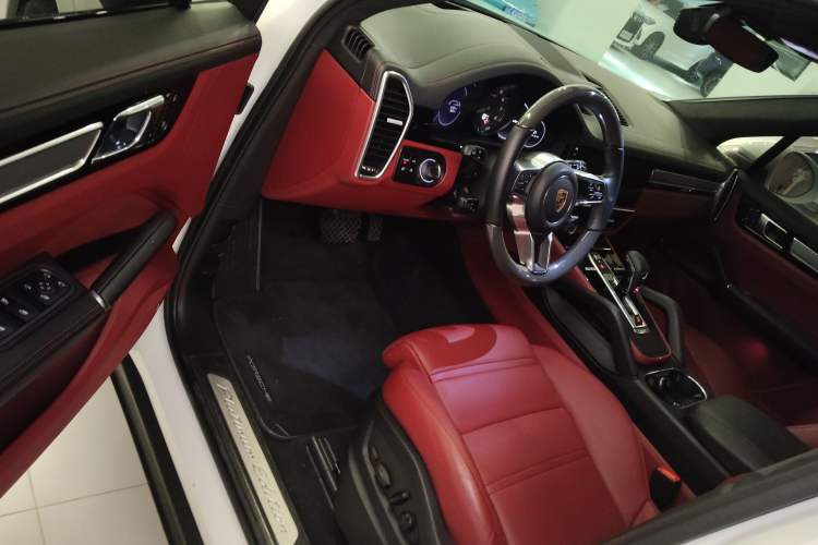 Used Porsche Cayenne E-Hybrid 2023 Cayenne E-Hybrid 2.0T Platinum Edition