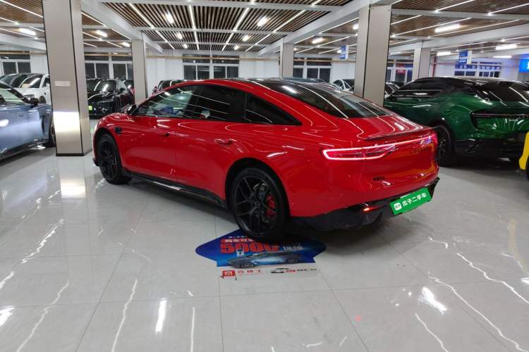 Used Hima Luxeed S7 2025 785 km Ultra