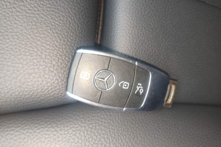 Used Mercedes-Benz A-Class 2022 Restyled A 200 L Sport Sedan Fashion Version
