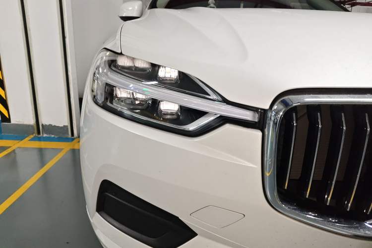 Used Volvo XC60 2019 T5 4x4 Smart Edition China VI Standard