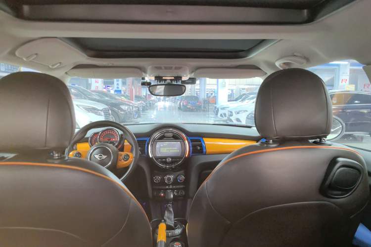 Used  MINI 2014 1.5T COOPER Fun