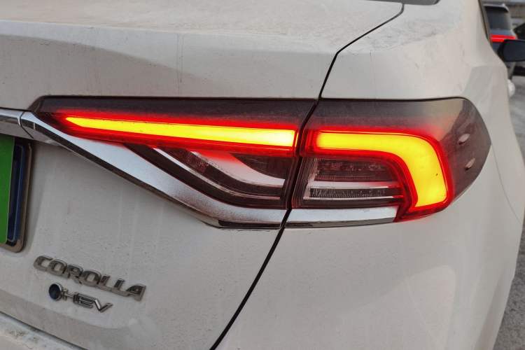 Used Toyota Corolla 2024 1.8L Smart Electric Hybrid Dual-Engine Elite Edition