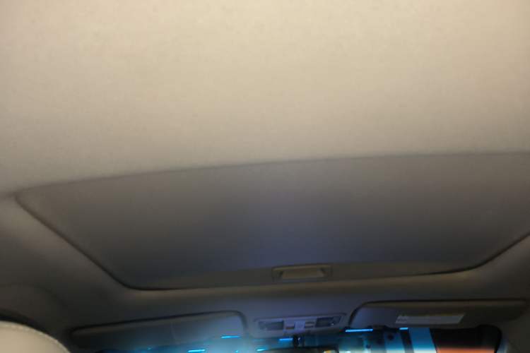 Used Honda Crider 2013 1.8L automatic luxury edition
