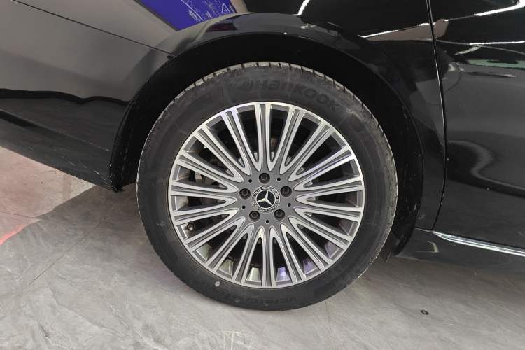 Used Mercedes-Benz E-Class 2023 E 300 L Luxury Model
