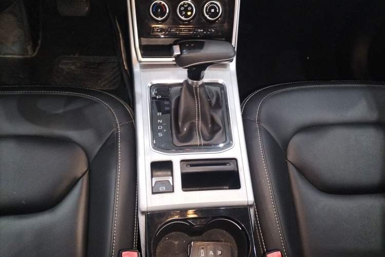 Used Bestune X40 2019 1.6L Automatic Luxury Edition China VI
