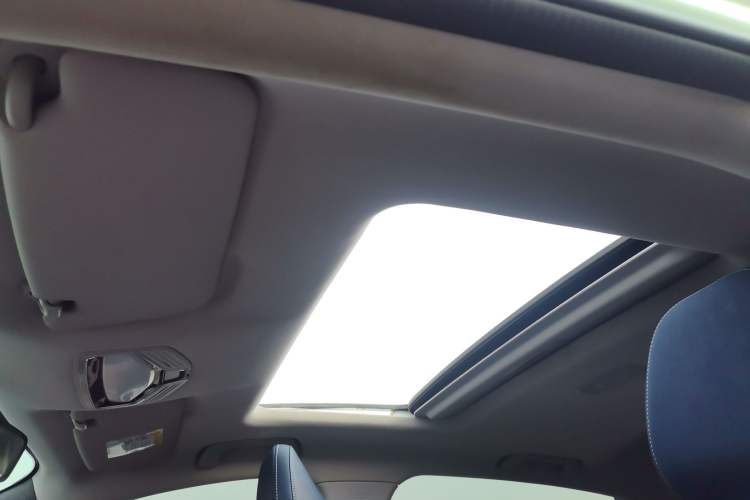 Used Geely Auto Emgrand 2022 4th Generation 1.5L CVT Flagship Model
