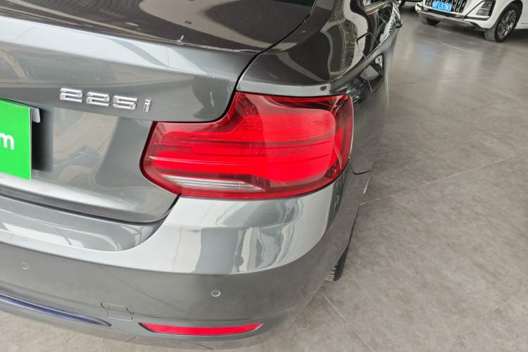 Used BMW 2 Series (Import) 2019 225i Sport Design Package