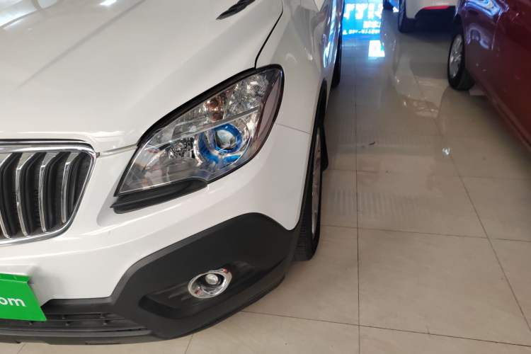 Used Buick Encore 2015 1.4T Automatic Two-Wheel Drive Urban Elite Version
