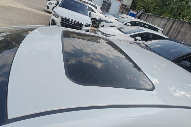 Used Toyota Levin 2021 185T CVT Luxury Edition