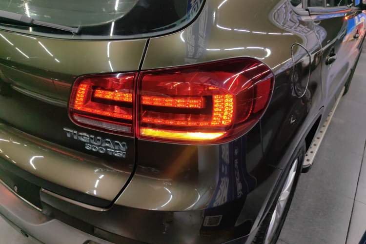 Used Volkswagen Tiguan 2016 300TSI Automatic All-Wheel Drive Fashion Vision Edition
